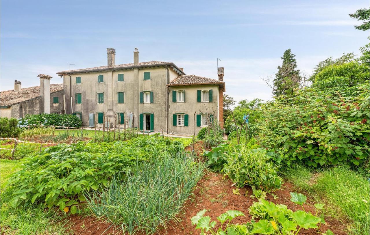 Ballo Montebelluna Exterior photo